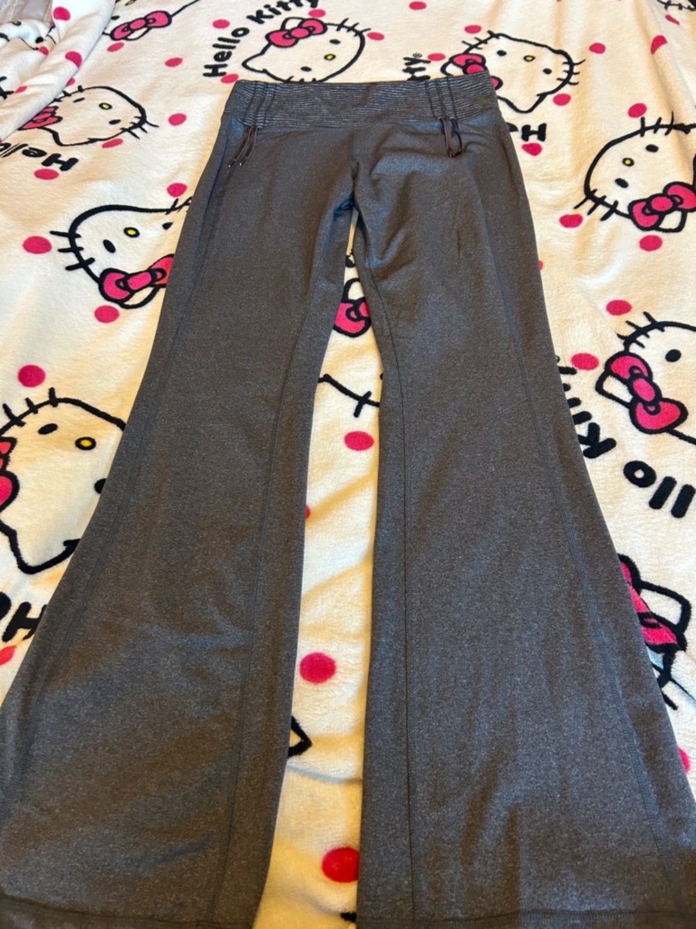 🤍Lululemon athletica Gray Flare Yoga Pants